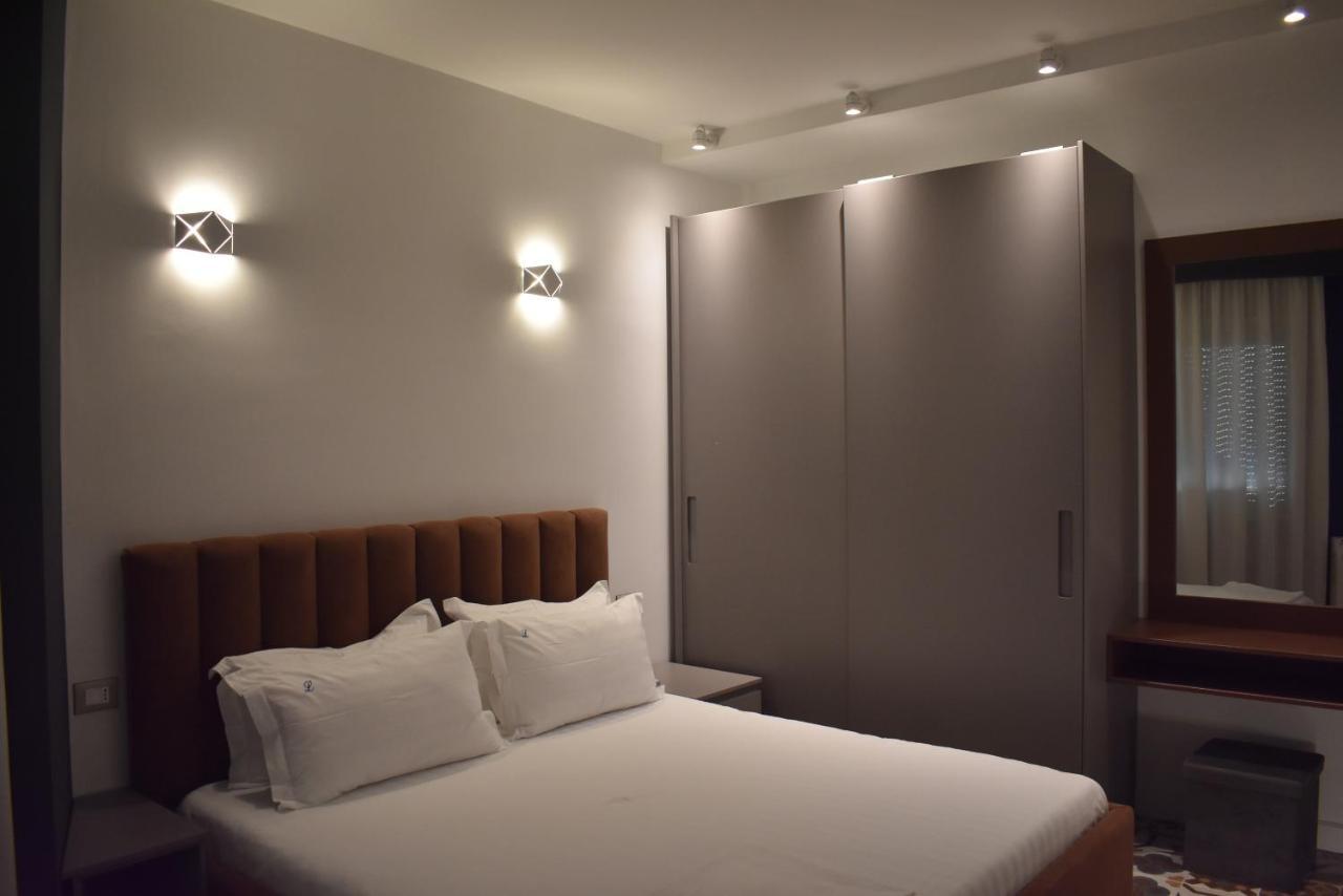 Tam Skanderbeg Square Mozart Center No5 Appartement *